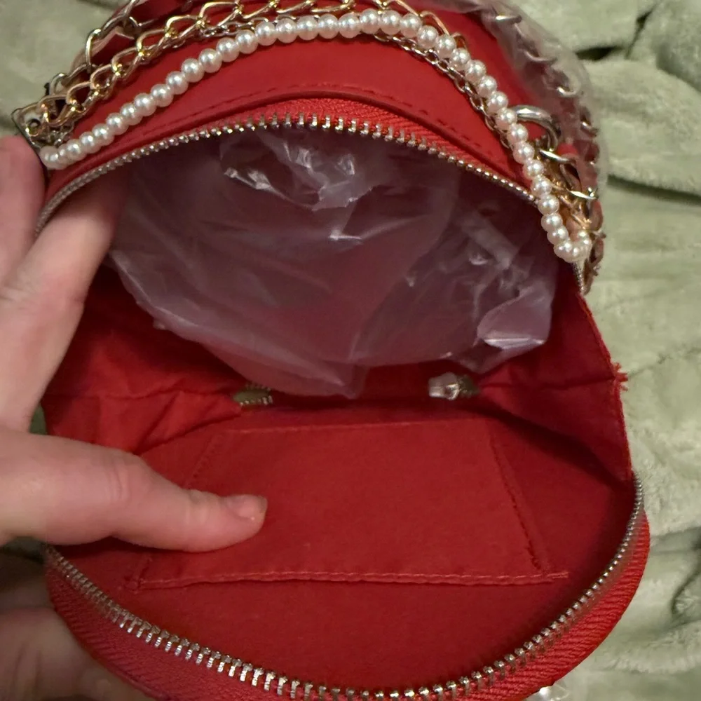 NWT Badgley Mischka Red Quilted Mini Bag with Pearl and Chain Details - Picture 3 of 6